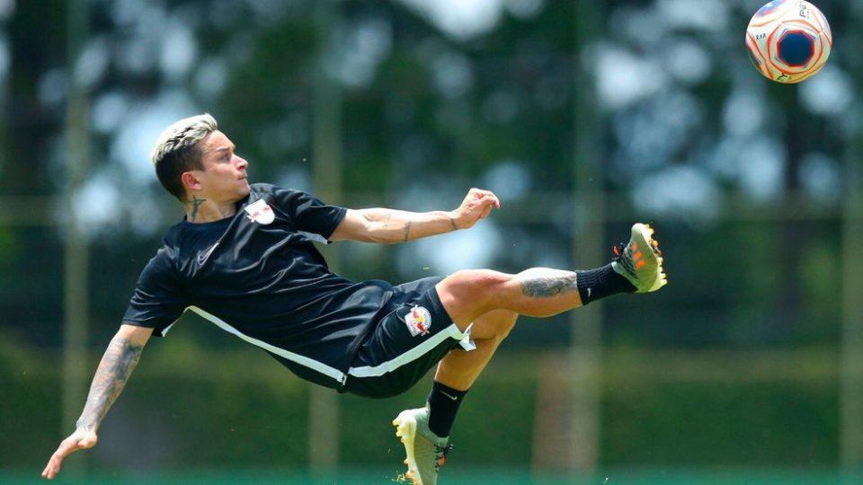 Bragantino apostou alto em Artur e vem sendo recompensado. Foto: Ari Ferreira/RB Bragantino