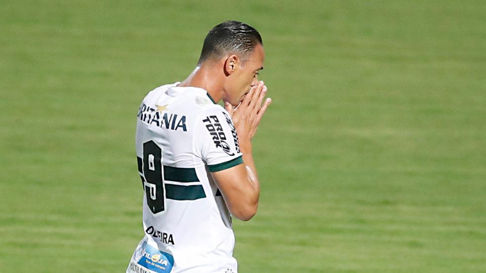 Em 17 jogos, Ricardo Oliveira marcou apenas um gol e ficou abaixo do esperado. Foto: Albari Rosa/Foto Digital/UmDois Esportes