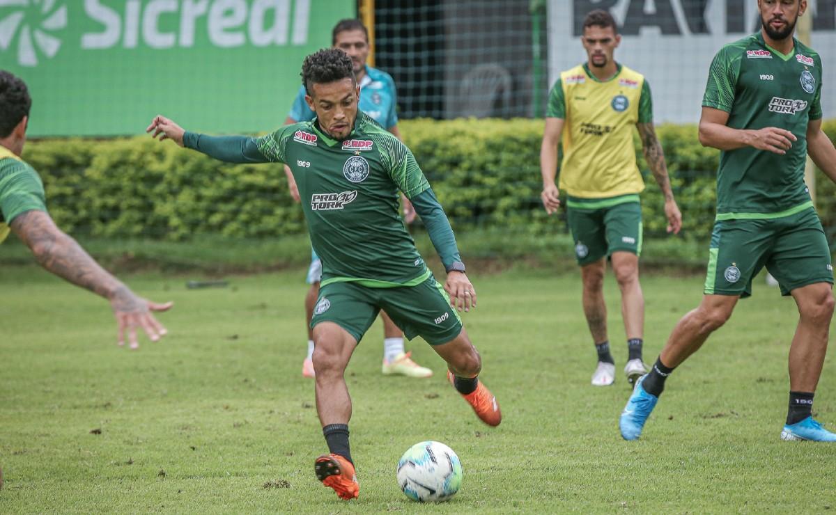 Rafinha é uma das apostas do Coritiba para voltar de Rondonópolis classificado.