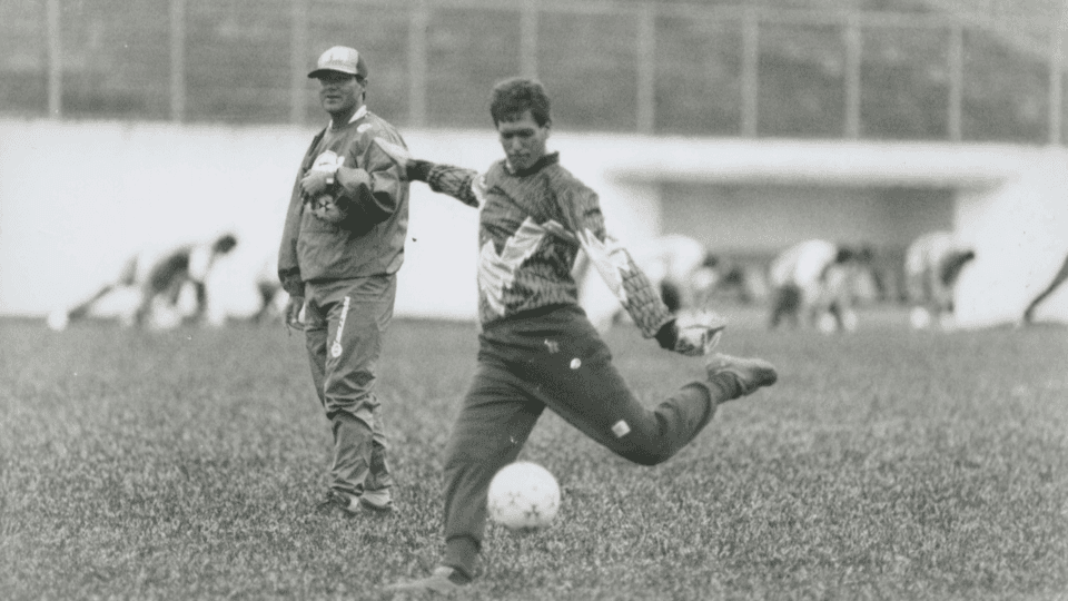 Régis treina no Paraná em 95. Foto: Edson Silva/Gazeta do Povo