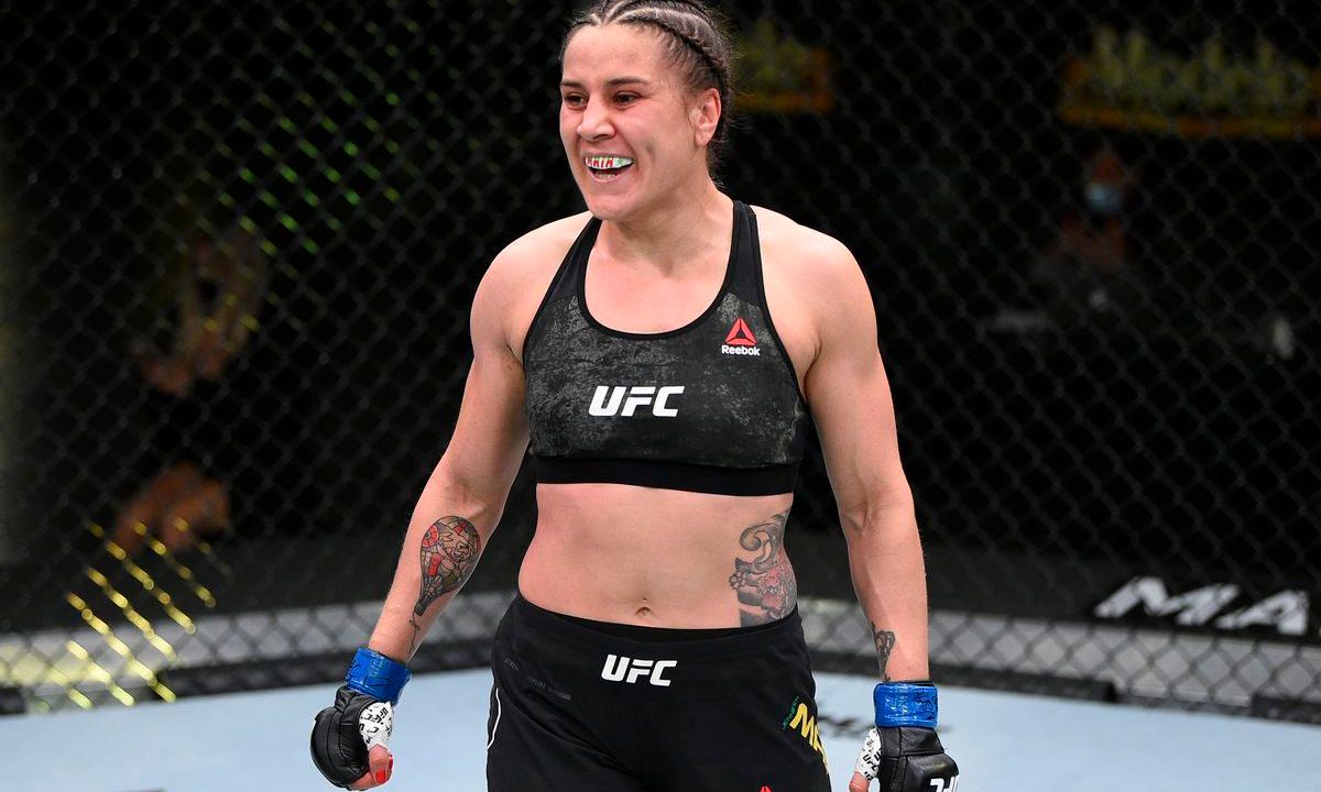 Jennifer Maia busca retomada pelo caminho do cinturão no UFC 264