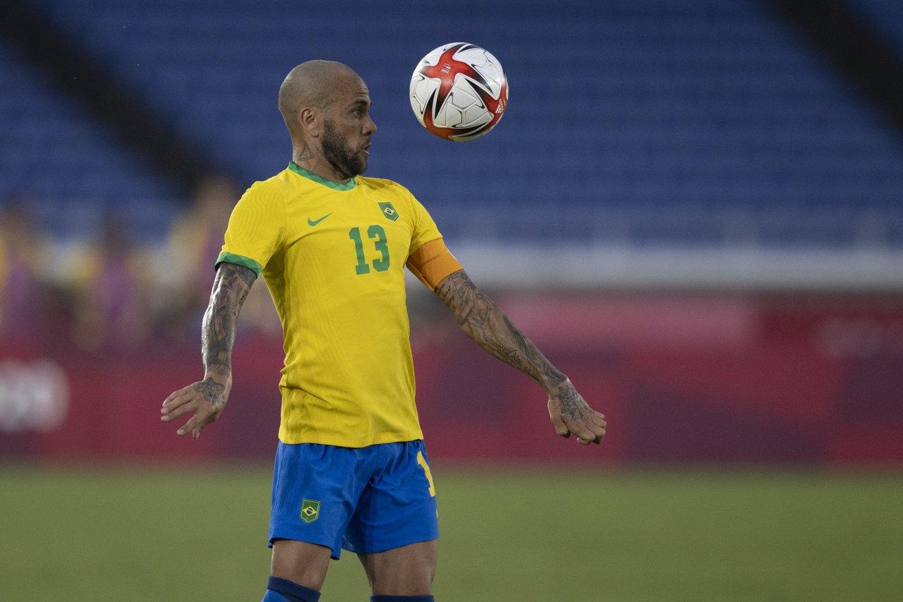 Daniel Alves aprova atuação do Brasil em empate contra a Costa do Marfim