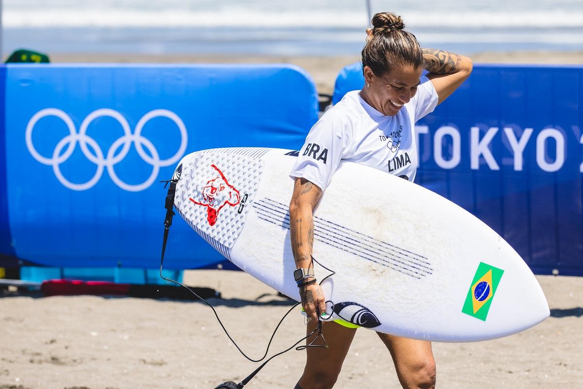Silvana Lima avançou no Surfe feminino