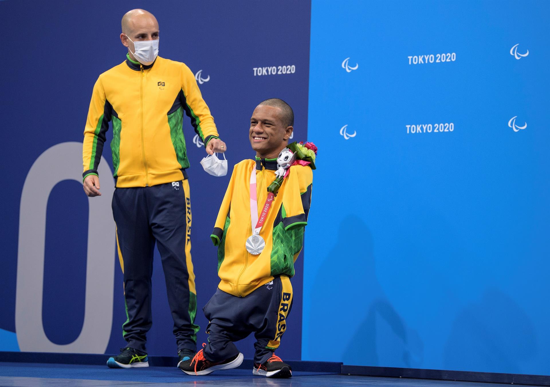 Gabriel Araújo leva prata e conquista primeira medalha na Paralimpíada