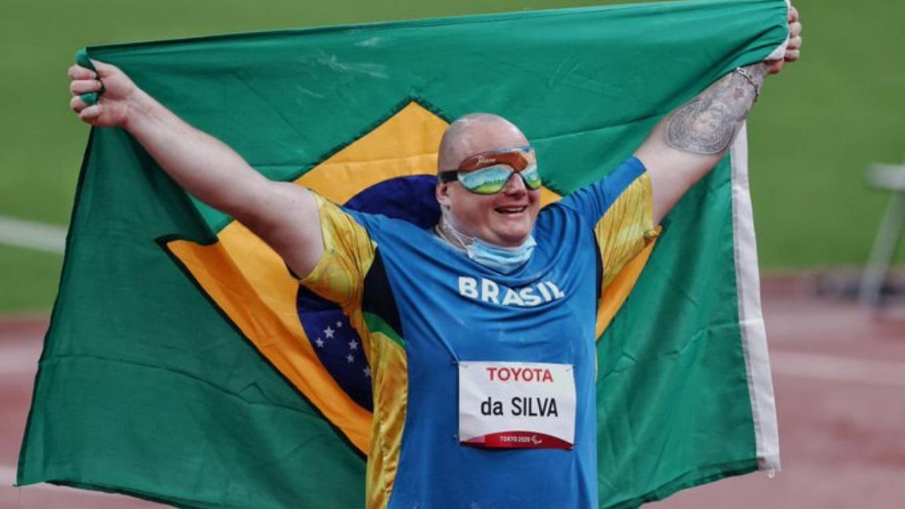 Alessandro Rodrigo fatura prata no arremesso de peso na Paralimpíada