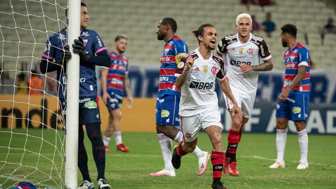Flamengo fez três gols em sete minutos no Castelão.