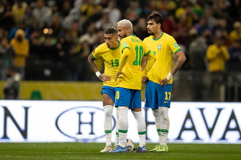Brasil mais uma vez não empolgou, mas venceu.