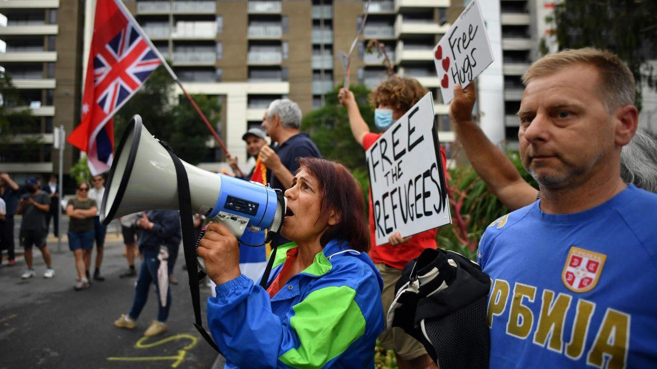 Manifestantes protestam em Melbourne, Austrália. Foto: EFE