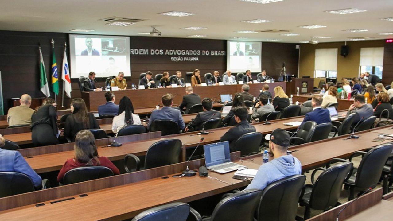 Audiência pública sobre a violência no futebol na OAB Paraná