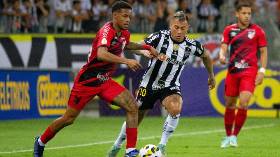  Furacão poupou titulares para a Libertadores 