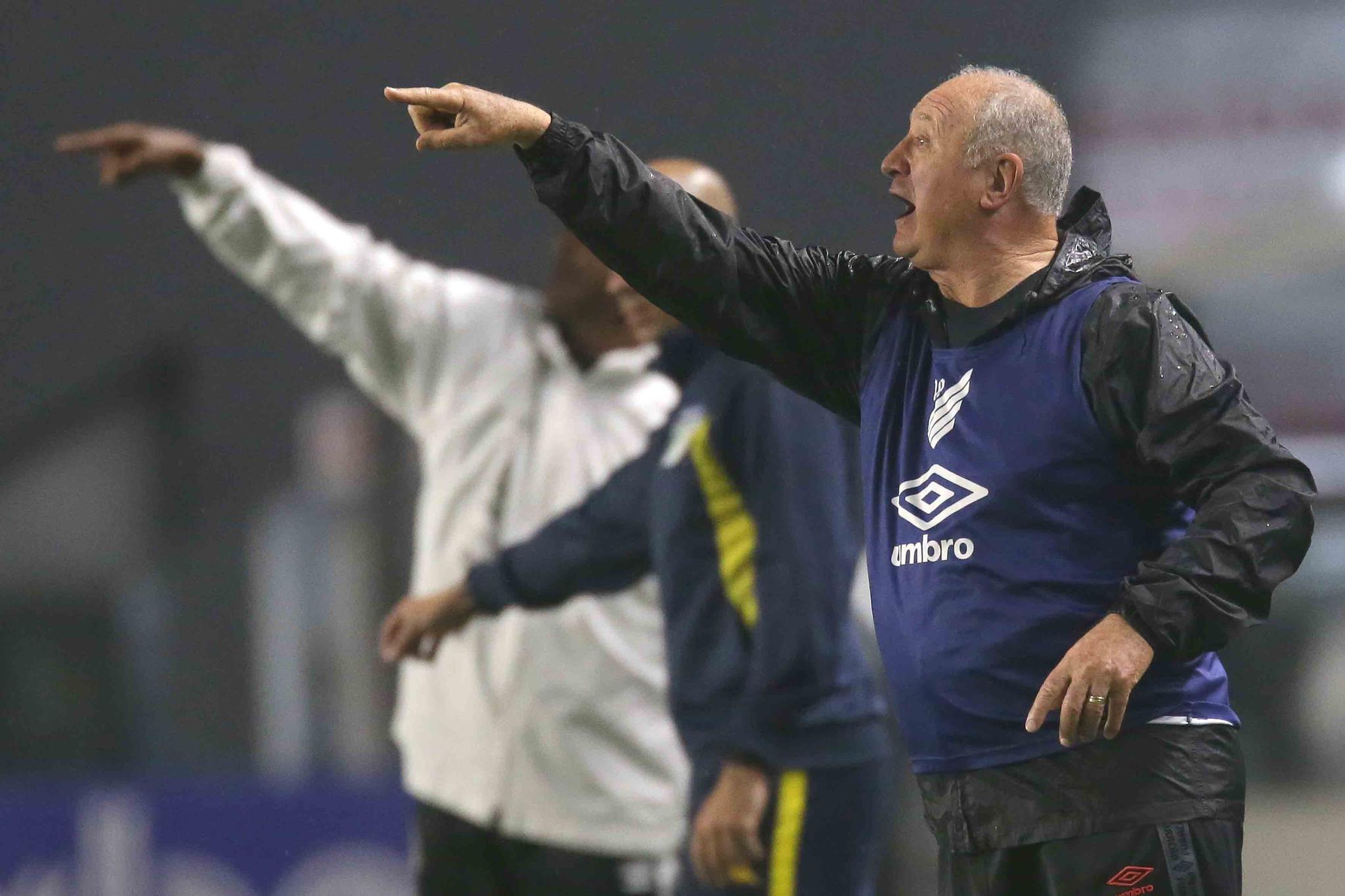 Felipão, técnico do Athletico, na derrota para o Santos