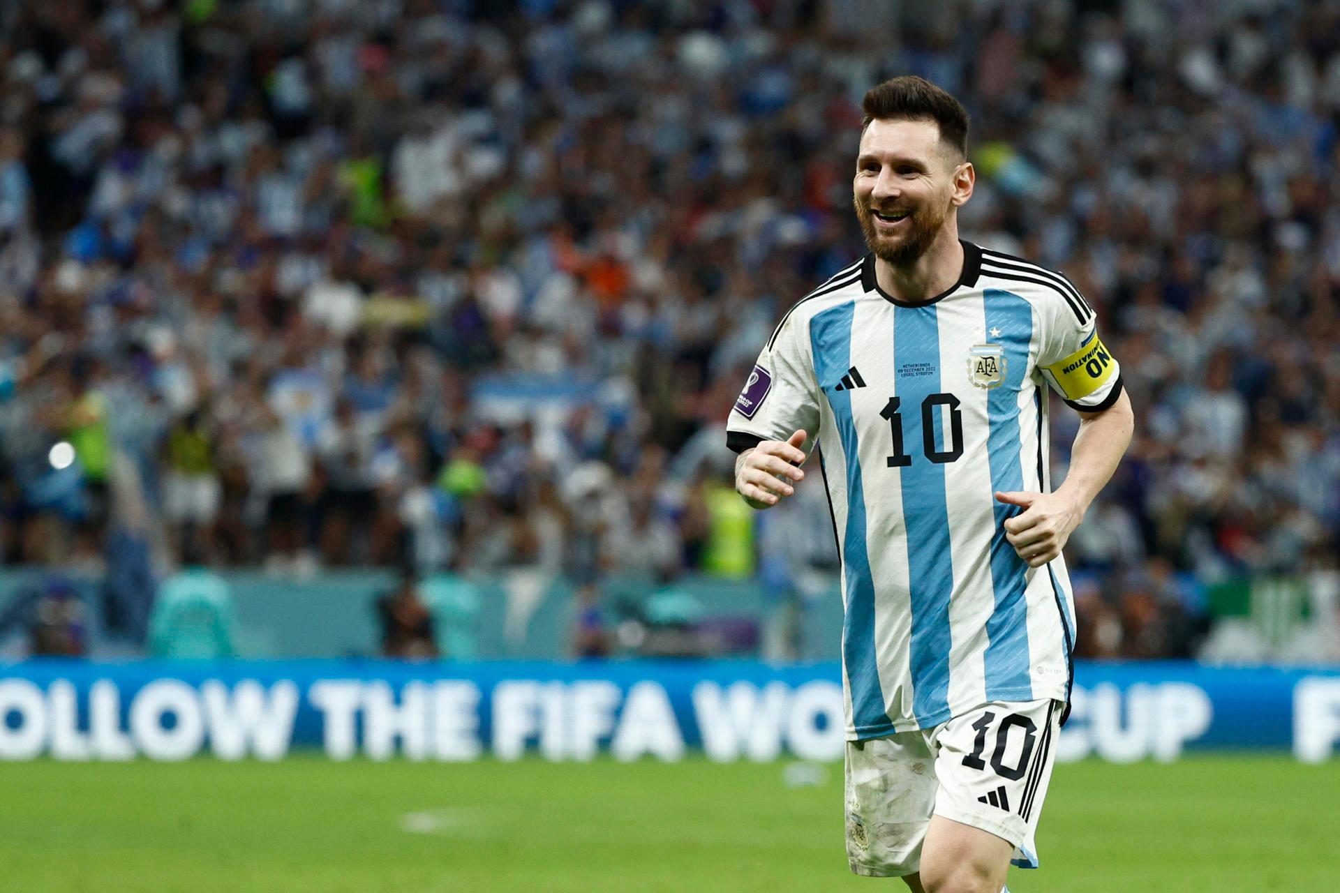 Lionel Messi, capitão, craque e líder da Argentina