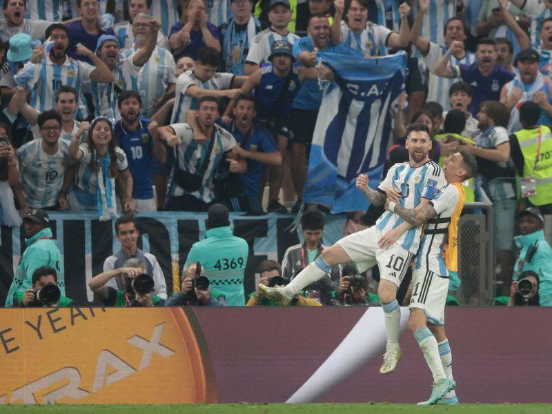 Com melhor torcida e Messi, Argentina ganha a Copa em campo e nas arquibancadas