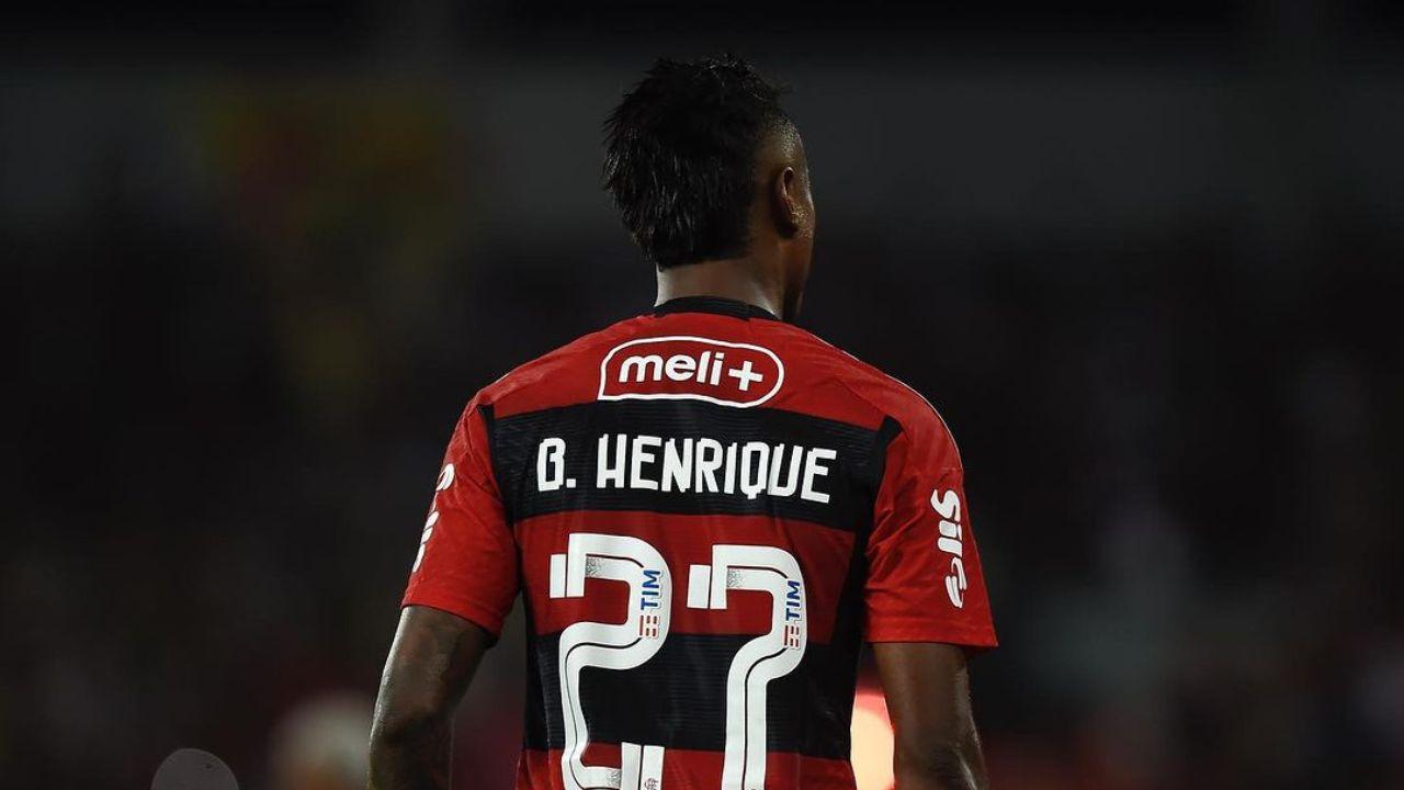 Bruno Henrique foi o craque do jogo