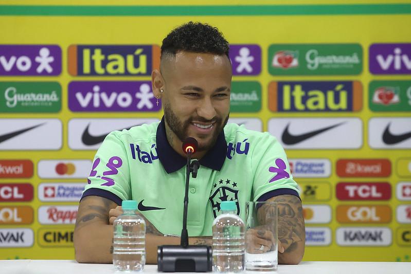 Neymar em entrevista coletiva