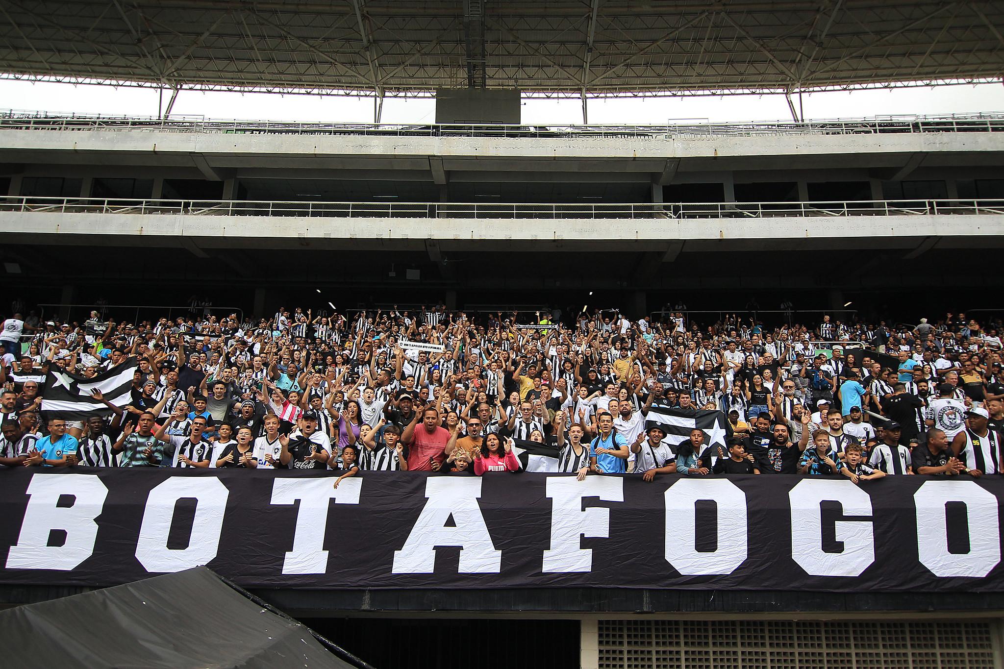 Torcida do Botafogo.