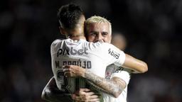 Corinthians vê risco de rebaixamento despencar após vitória sobre o Vasco