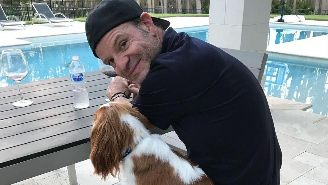 Cachorro de Rubinho Barrichello morre após comer 11 bitucas de cigarro
