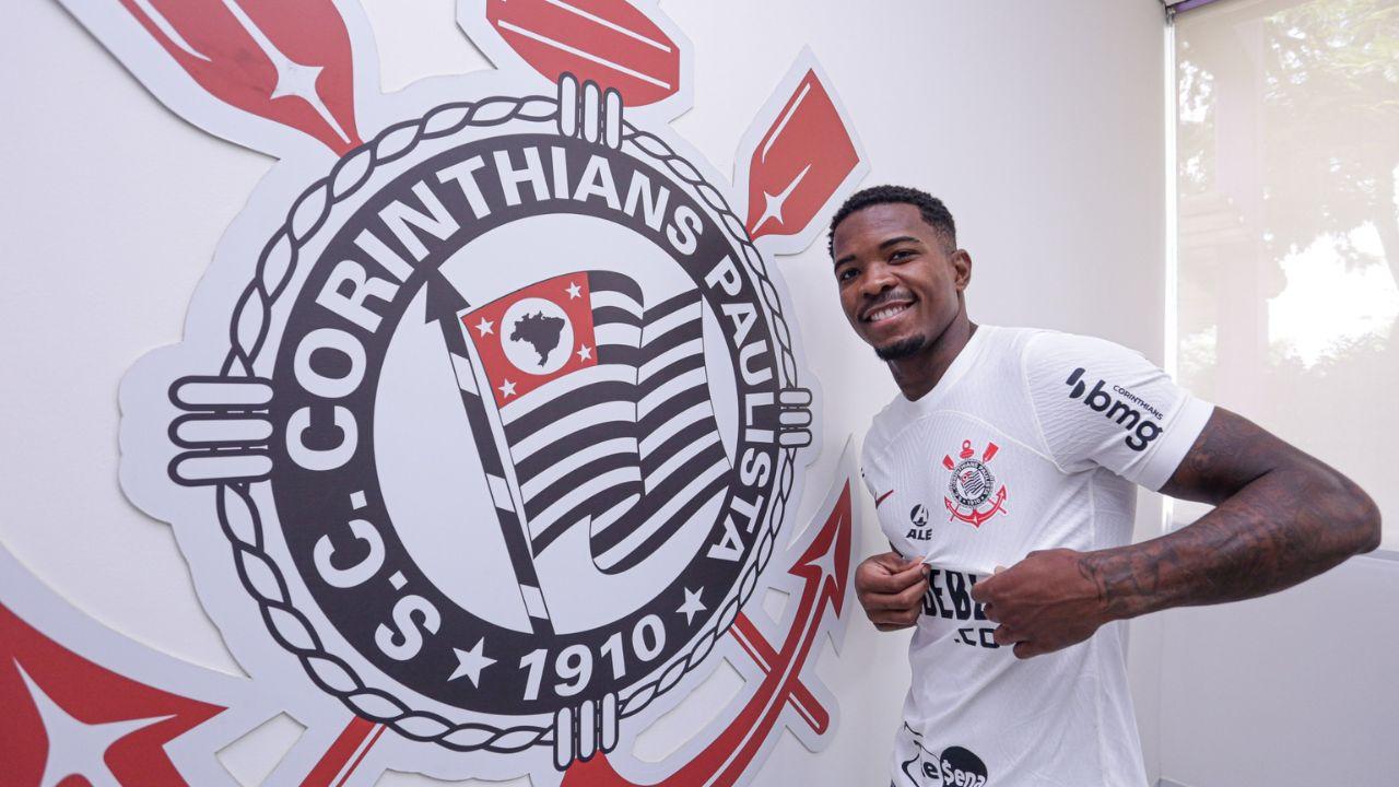 Cacá é o novo zagueiro do Corinthians