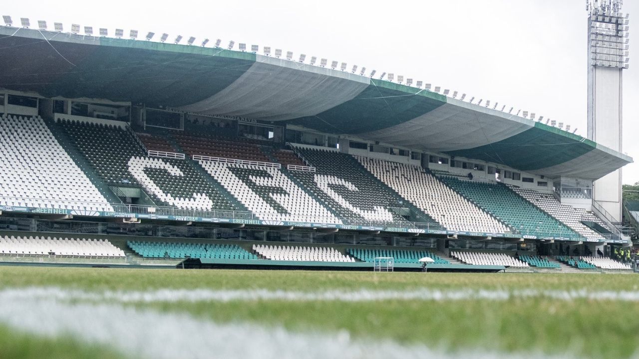Dirigente da associação do Coritiba critica venda da SAF: “Muito precipitada”