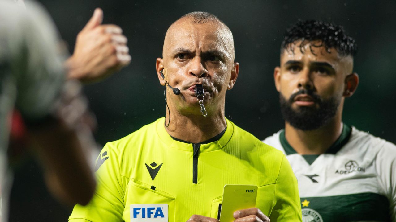 “O Coritiba foi garfado terrivelmente. Desanima ver futebol”