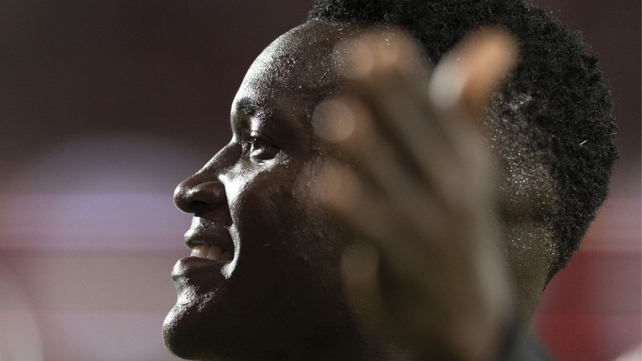 Viveros brilha, faz história e se declara por ídolo do Athletico