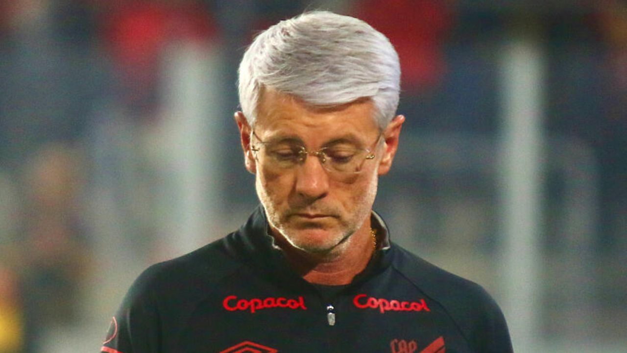 Athletico libera jogador para a seleção da Colômbia e aumenta lista de desfalques