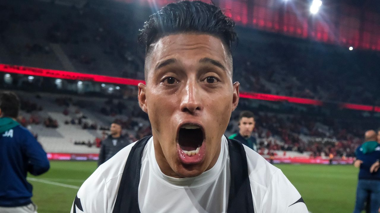 Presente de Natal? Coritiba renova contrato com Sebastián Gómez