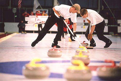 O jeito é se dedicar ao curling