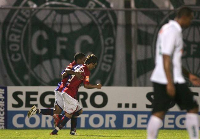 Eficiência definiu a vitória paranista