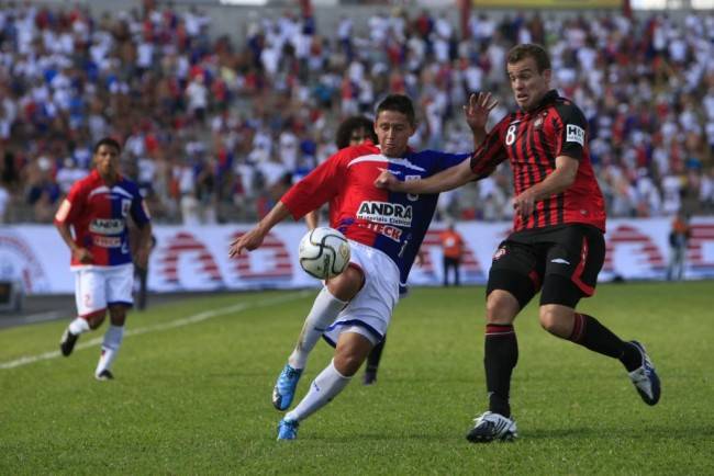 Melhor do clássico, Chico foi a cara do Campeonato Paranaense