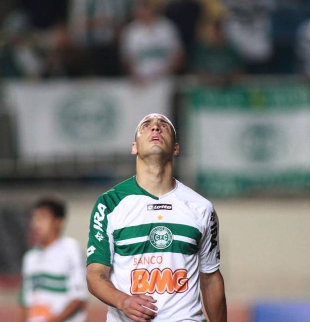 Mais um se vai (se for) no Coritiba!