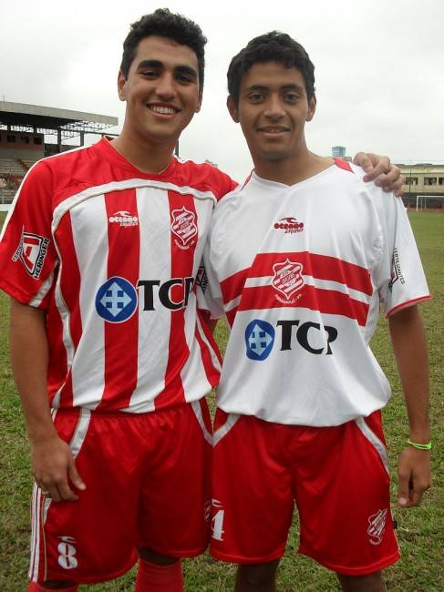 Paranaguá encontra Paraguai na nova camisa do Rio Branco