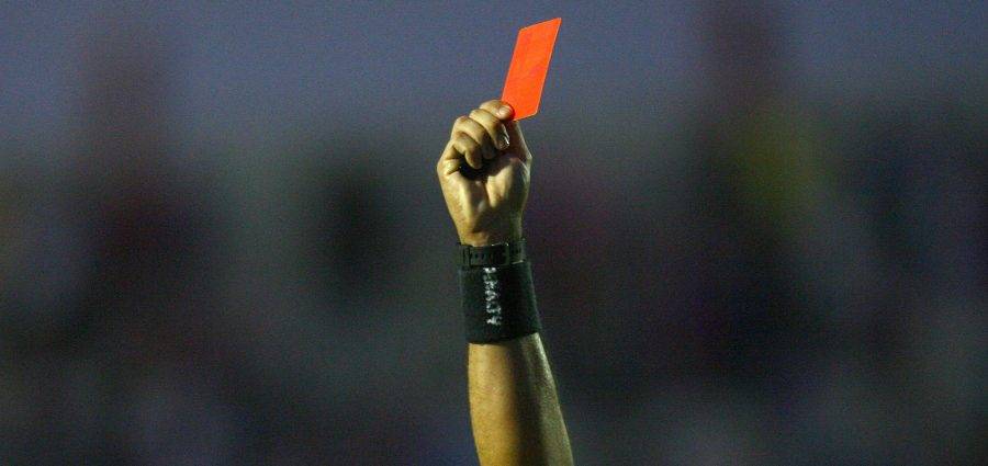 Coritiba pede juiz de fora e árbitros do Paraná reagem: ‘oportunismo’