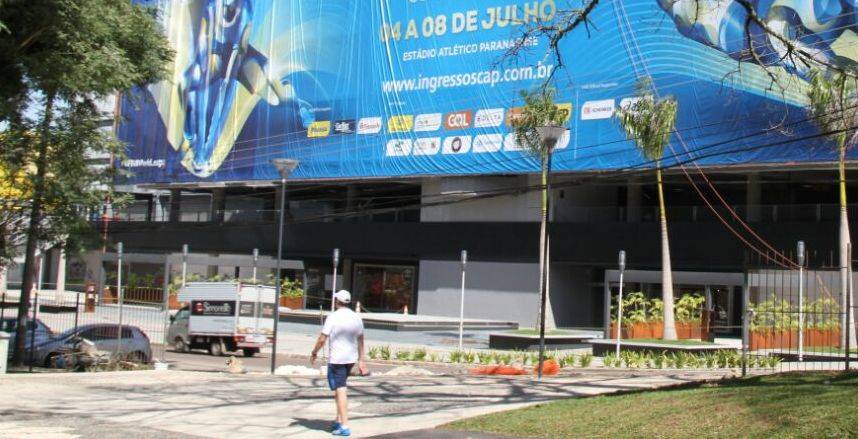 Evento internacional muda visual da Arena da Baixada, confira