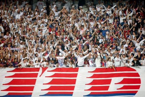 Paraná agradece ao Coritiba pelo empréstimo do Couto e une torcedores