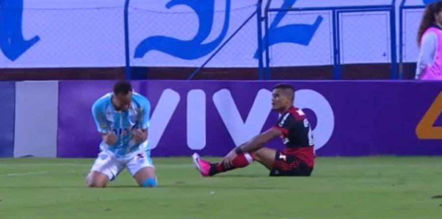 Avaí pede investigação de narrador da Globo por pênalti anulado contra o Flamengo