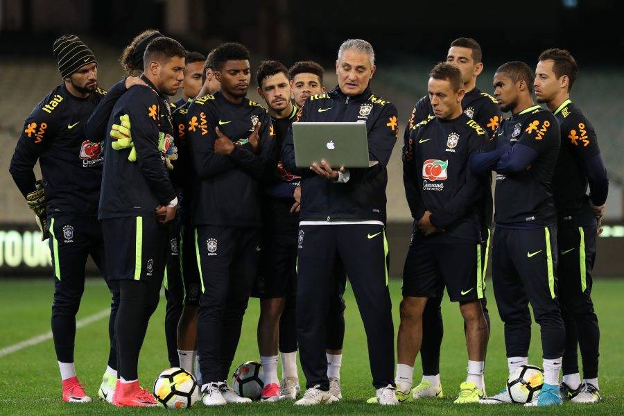 Falta um ano para a Copa! Quem está garantido no Brasil de Tite? Ouça o podcast