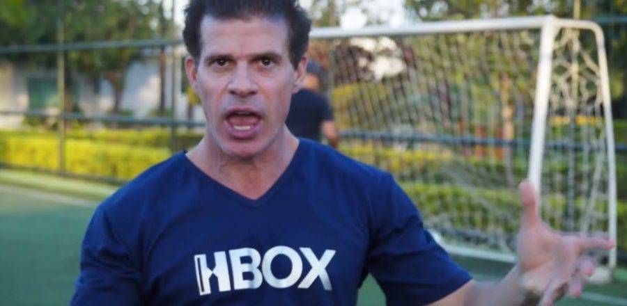 Túlio Maravilha faz versão hilária de ‘Despacito’ sobre seus mil gols