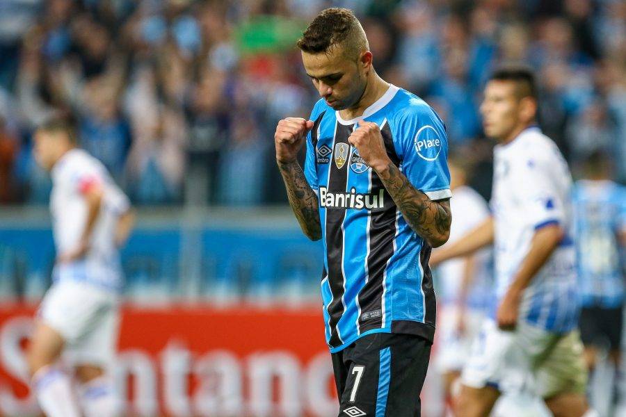 Famosa casa noturna faz campanha para Luan permanecer no Grêmio
