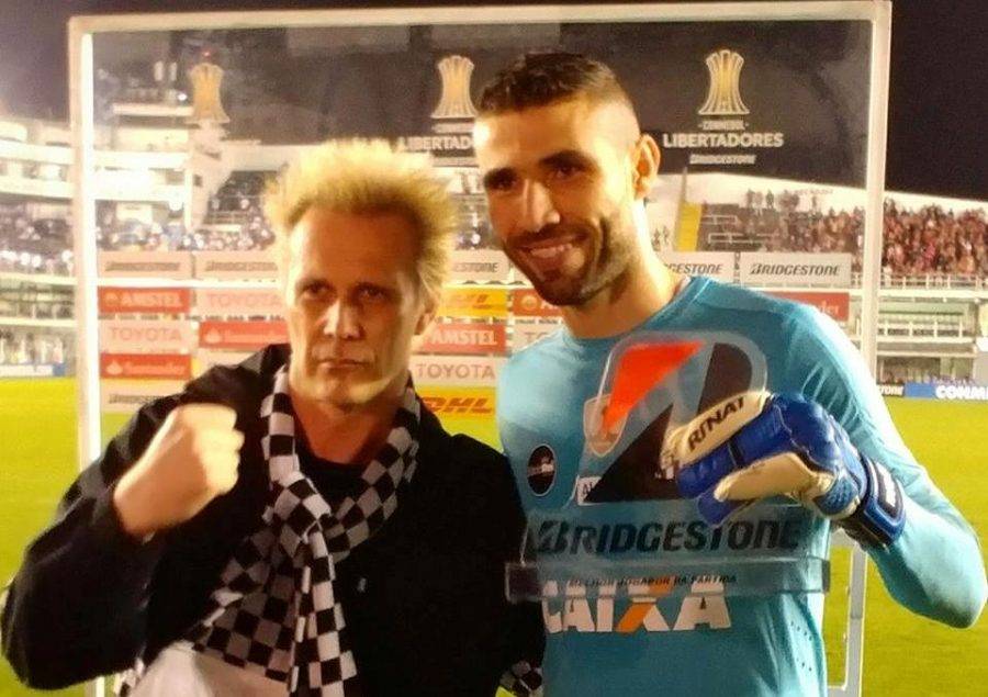 Após ser ameaçado, Supla pede desculpas à torcida do Atlético