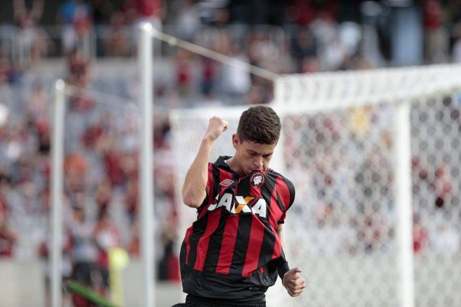Fábrica de volantes: promessa do Atlético na mira de gigante italiano