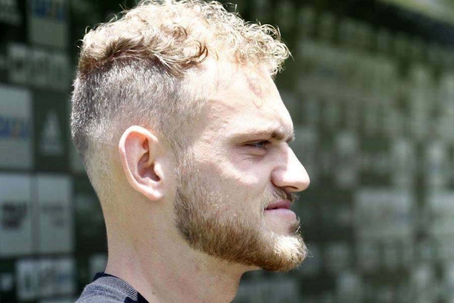 Jogador do Coritiba se arrepende de declaração que revoltou adversários e pede desculpas