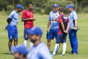 Paraná tenta apagar momento ruim em estreia na Copa do Brasil