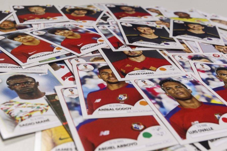 Shopping de Curitiba vai distribuir figurinhas e álbuns da Copa 2018