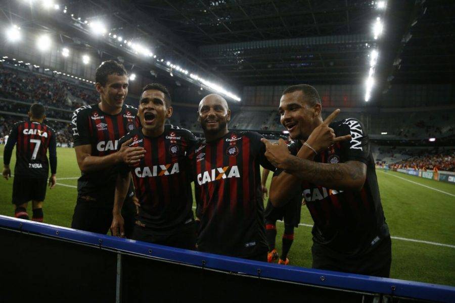 Prestem atenção no Atlético, o Furacão tem o futebol mais moderno do país