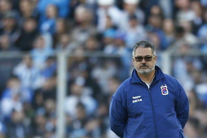 Carneiro Neto: “Micale tem demonstrado capacidade tática no Paraná”
