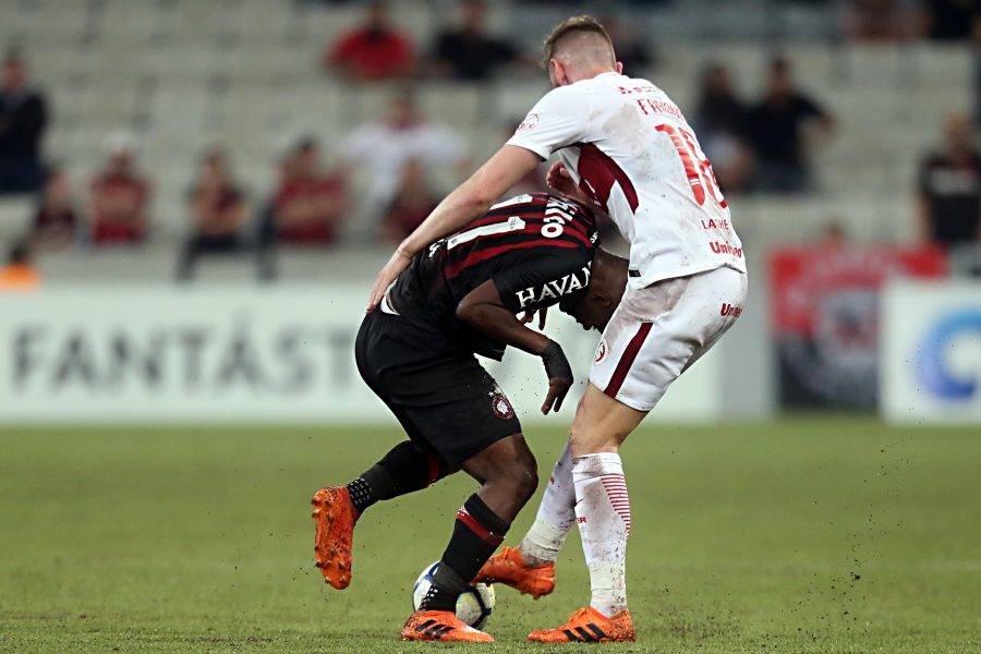 A pobreza do futebol doméstico salta aos olhos