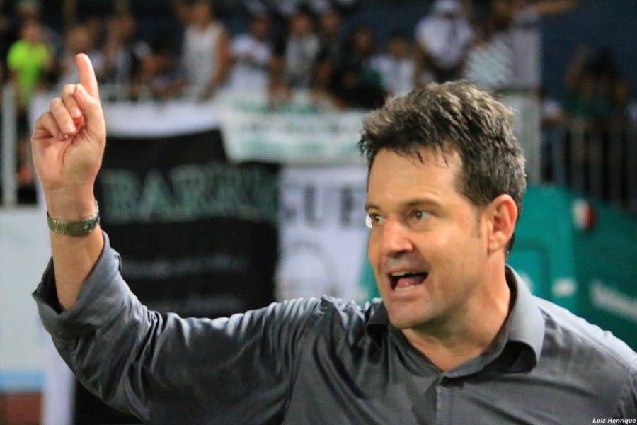 Argel vem para tentar grande feito no Coritiba. Não é impossível, mas improvável