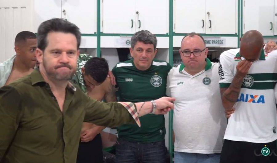 Coritiba revela em vídeo choro de jogador no vestiário